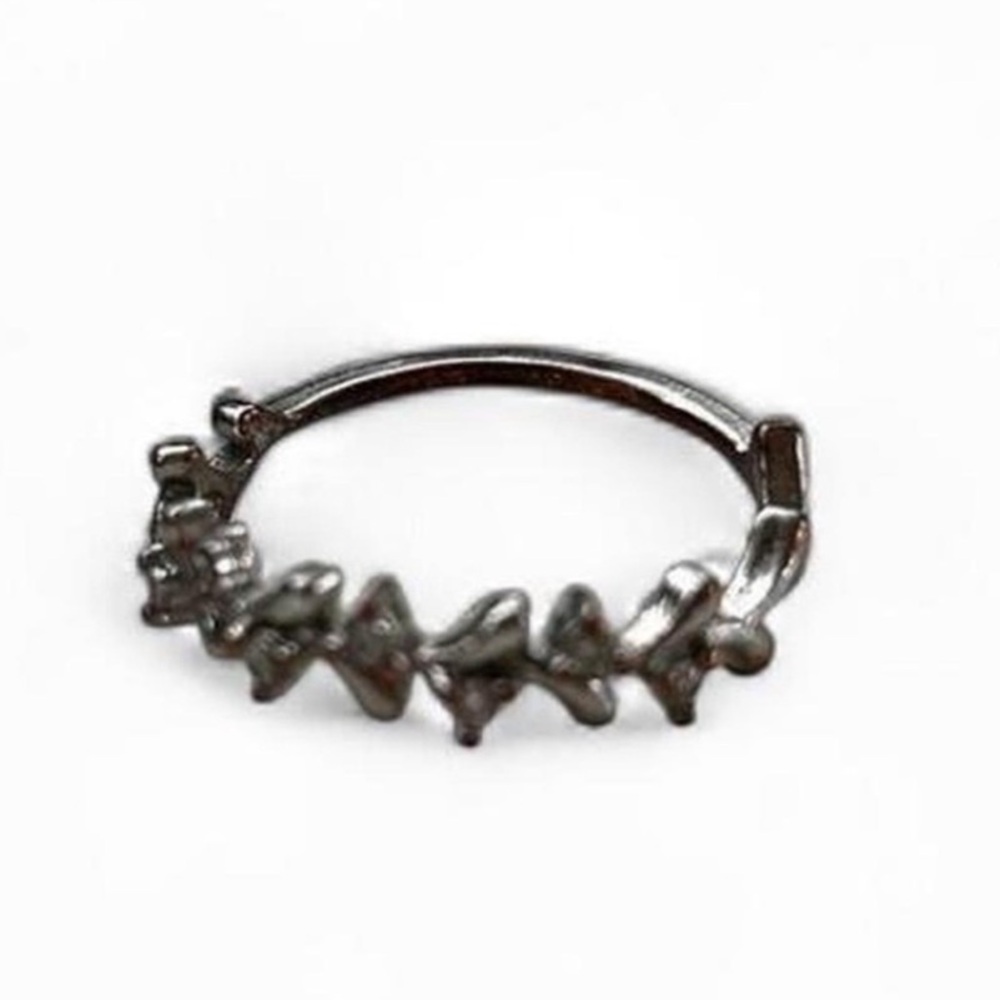 Branch Ring with Small Diamonds
